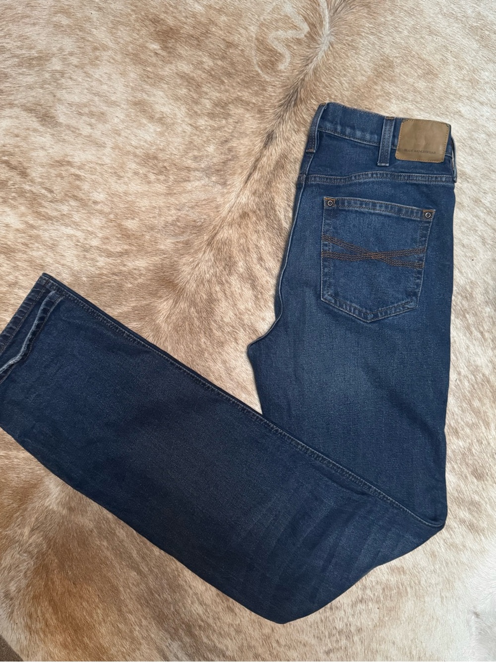Men's Straight Jeans in Dark Blue - Classic Everyday Style